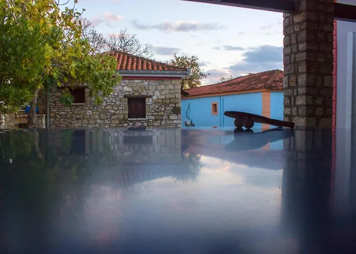 Santo Villaggio - Unique